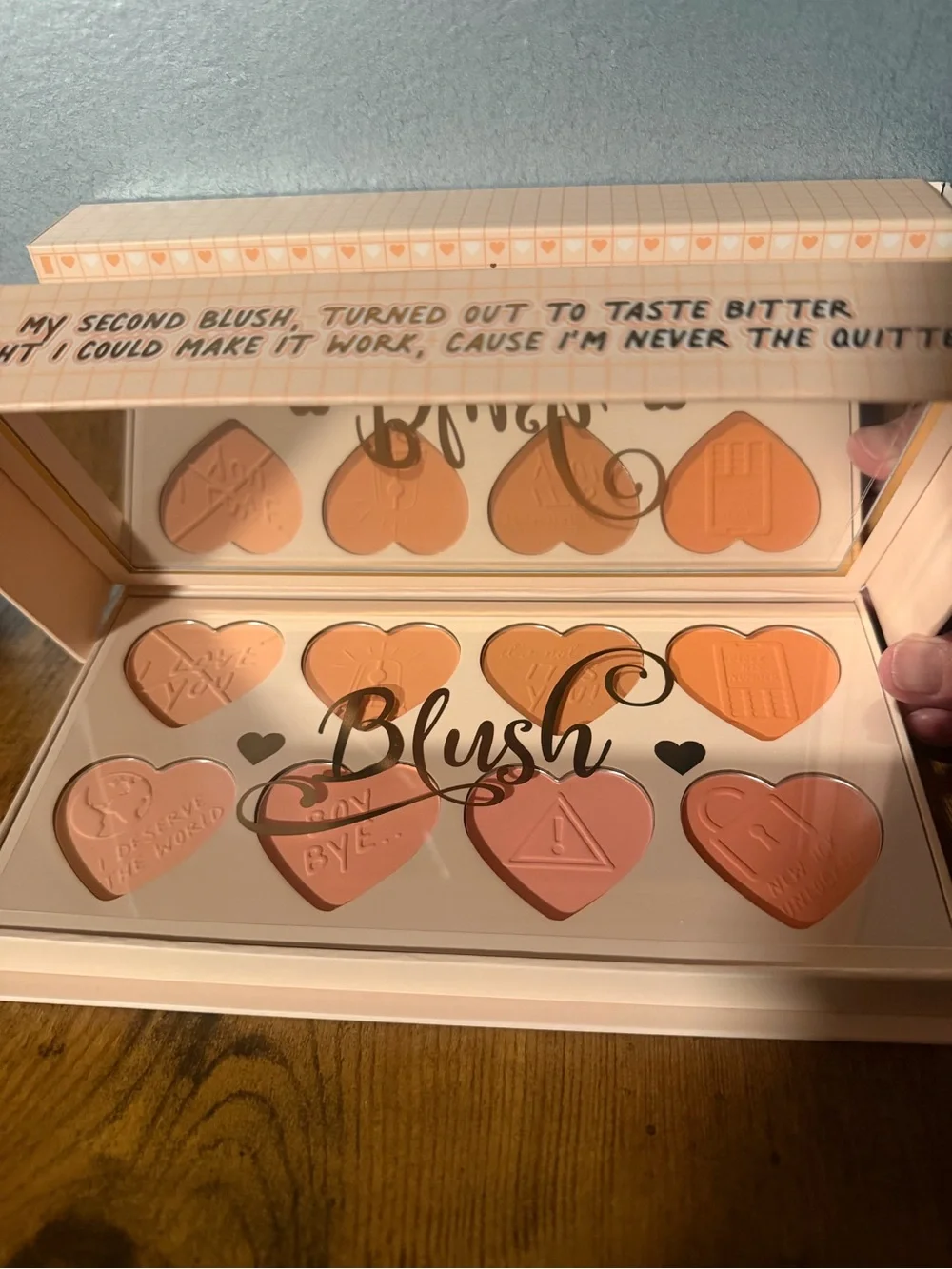 P.Louise Heart-Shaped Blush Palette in Peach & Pink - Jumbo Size - 8 x 0-.141 oz